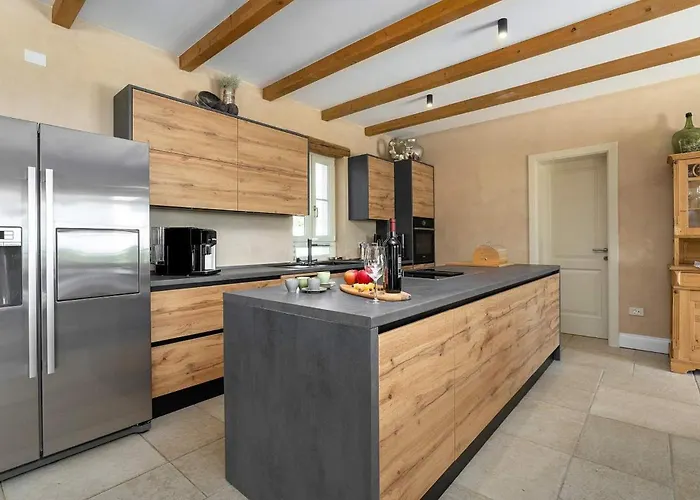 Rapavel Vikendica Visnjan